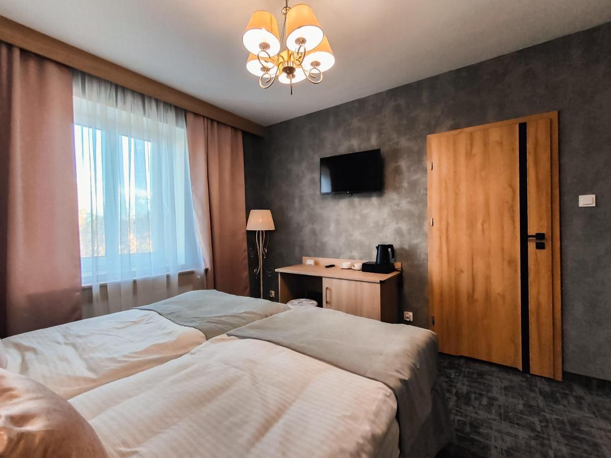 Sztuka Smaku - Restauracja I Hotelik Świdnica Extérieur photo