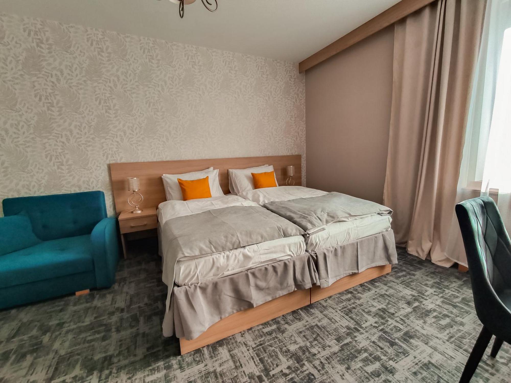 Sztuka Smaku - Restauracja I Hotelik Świdnica Extérieur photo