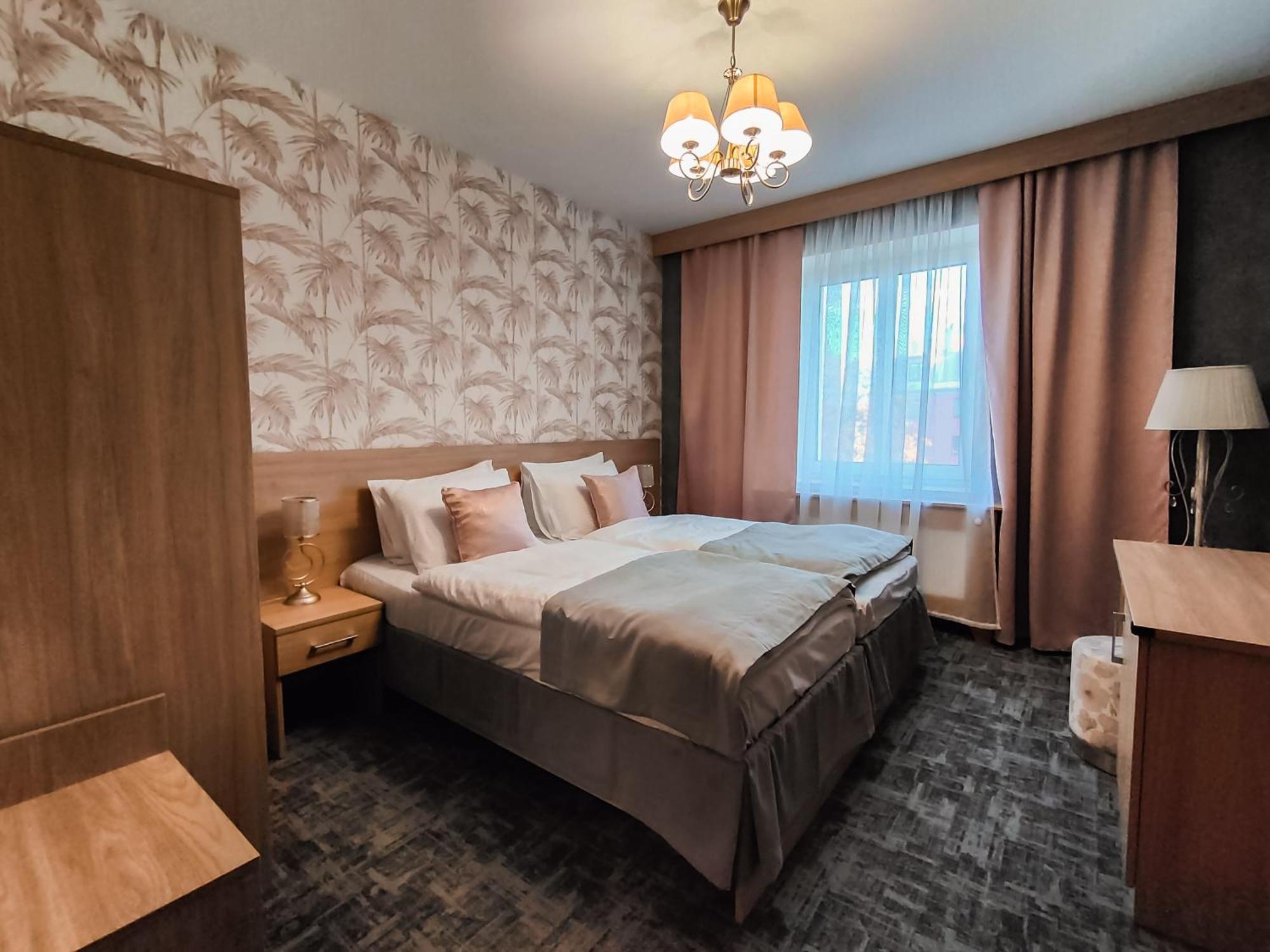 Sztuka Smaku - Restauracja I Hotelik Świdnica Extérieur photo
